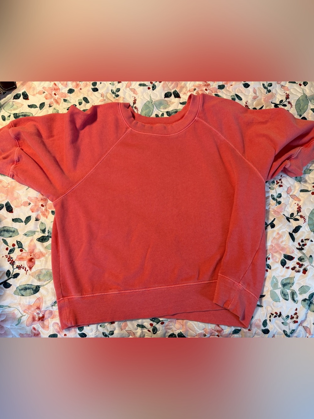 Old Navy Coral Short Sleeve Sweatshirt